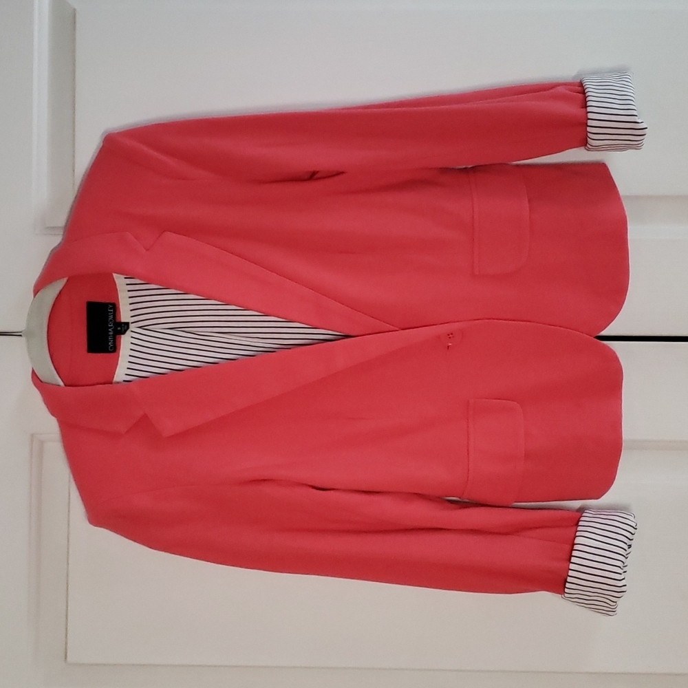 Cynthia Rowley Coral Blazer Size S White w/Navy Stripe Interior